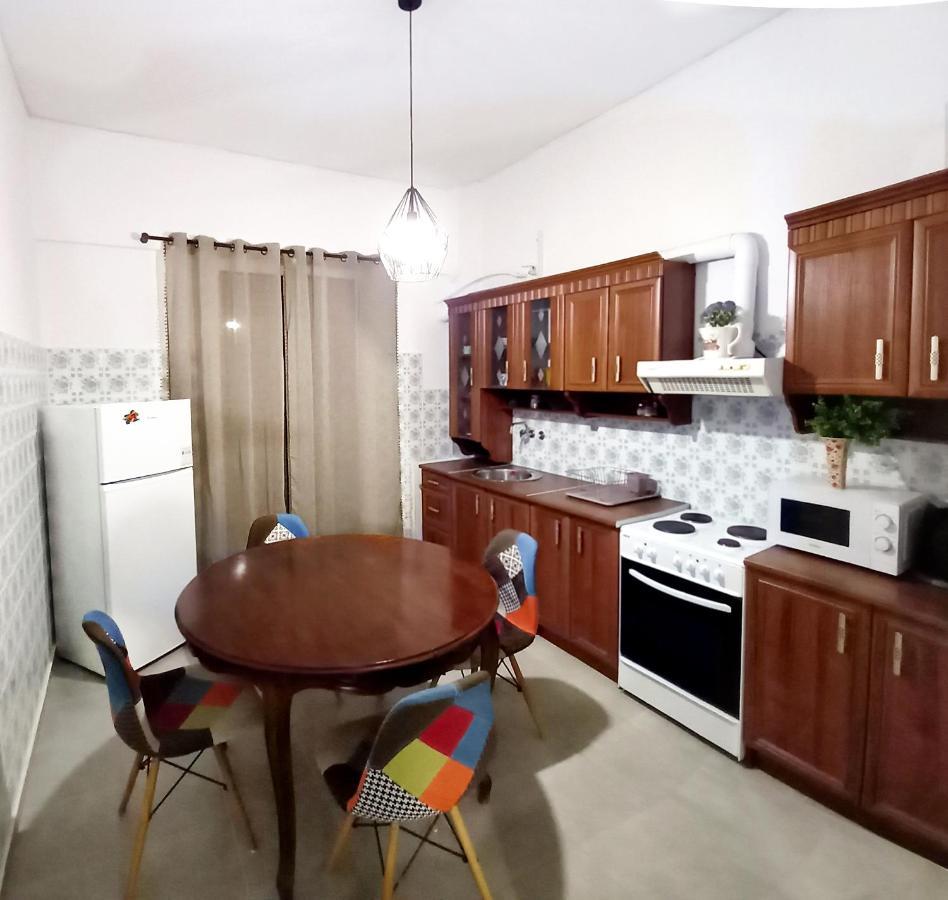 Modern Apartment In The Center Of Heraklion C Exterior foto